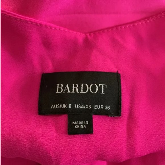 Bardot Reagan Midi Dress in shock pink | Size 8 | Mint Condition | Dry C… - Picture 3 of 8